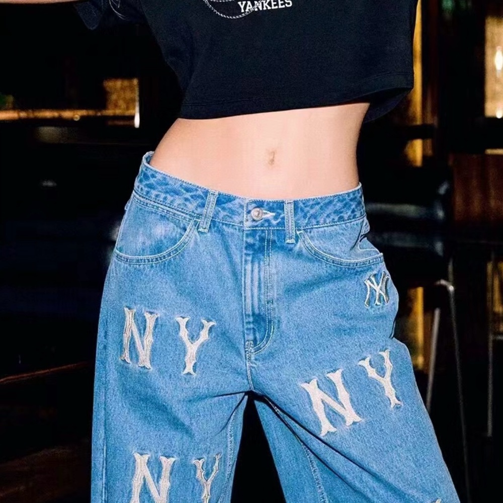 MLB Korea NY Yankees Logo Jeans Blue - Picture 3 of 7